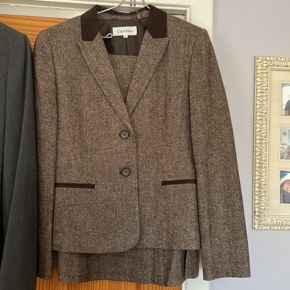 Skirt & Jacket Set - Picture 2 of 4